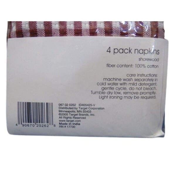 Home Trends 20 x 20 Fabric Napkins Red & White Checkered Shorewood 4 Pack - Picture 4 of 4